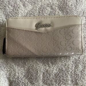 Guess wallet